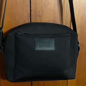 DAGNE DOVER MICAH NEOPRENE CROSSBODY